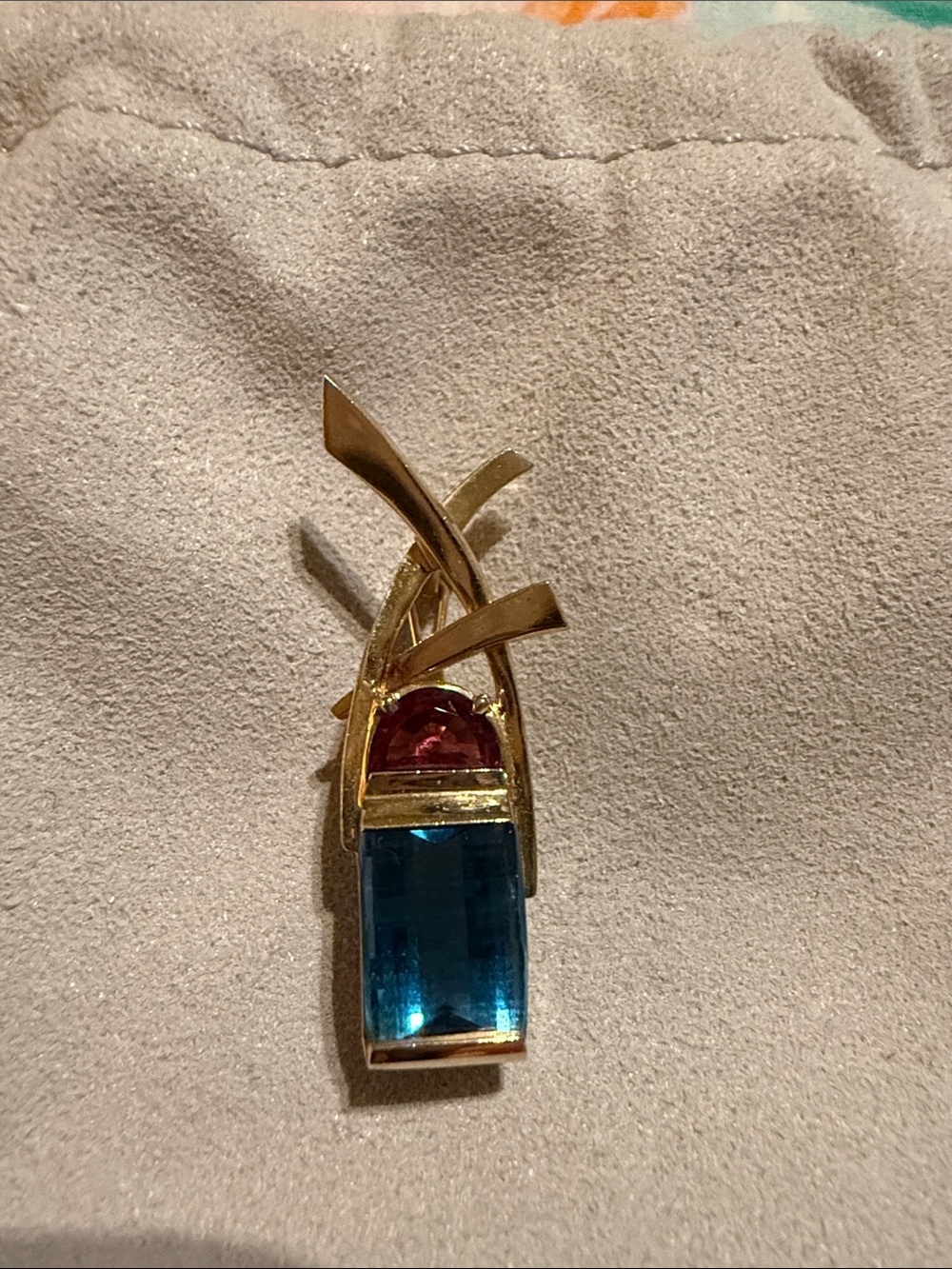 14K Yellow Gold Pendant with Blue and Pink Gemstones